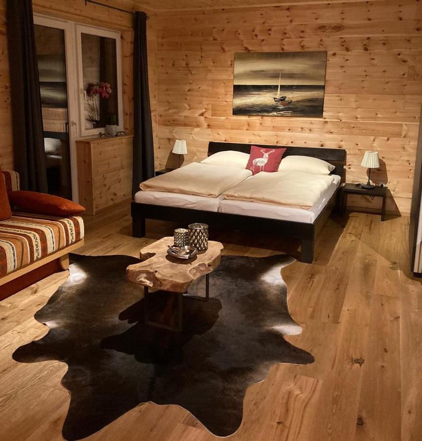 Zirben Appartement Zwischen Berg Und See シュタインドルフ・アム・オシアッハー・ゼー エクステリア 写真